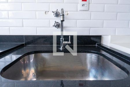 Apartamento à venda com 75m², 2 quartos e 2 vagasÁrea de Serviço Detalhe
