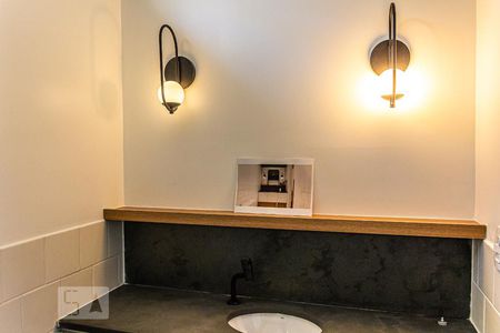 Apartamento para alugar com 80m², 2 quartos e 1 vaga Apartamento para alugar com 80m², 2 quartos e 1 vagaBanheiro da Suíte 2