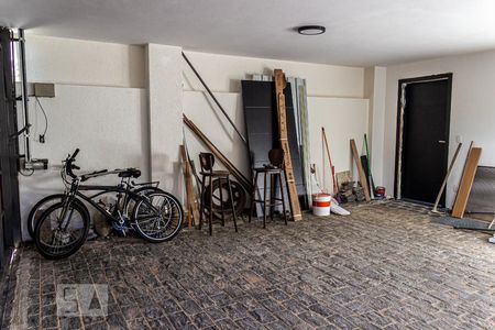 Apartamento para alugar com 80m², 2 quartos e 1 vaga Apartamento para alugar com 80m², 2 quartos e 1 vagaGaragem