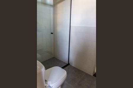 Apartamento para alugar com 80m², 2 quartos e 1 vaga Apartamento para alugar com 80m², 2 quartos e 1 vagaBanheiro da Suíte 1