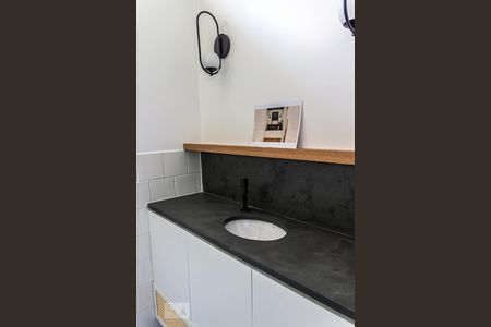 Apartamento para alugar com 80m², 2 quartos e 1 vaga Apartamento para alugar com 80m², 2 quartos e 1 vagaBanheiro da Suíte 2