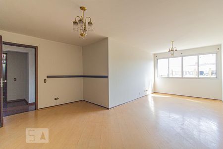 Sala de apartamento para alugar com 3 quartos, 130m² em Batel, Curitiba