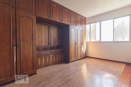 Quarto 2 de apartamento para alugar com 3 quartos, 130m² em Batel, Curitiba