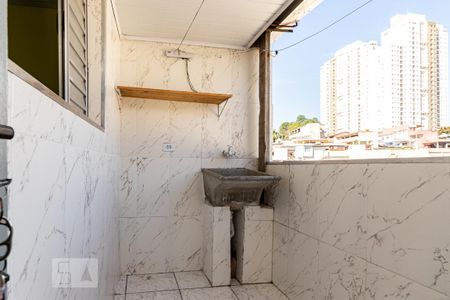 Área de serviço de casa para alugar com 1 quarto, 60m² em Vila Araguaia, São Paulo