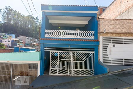 Casa para alugar com 80m², 2 quartos e sem vaga Casa para alugar com 80m², 2 quartos e sem vagaFachada