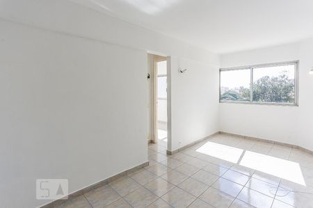 Sala de Estar de apartamento à venda com 3 quartos, 62m² em Jardim Olympia, São Paulo