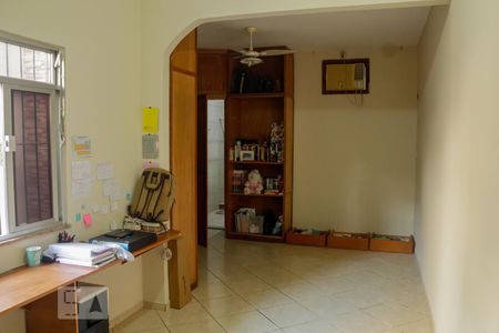 Casa à venda com 145m², 4 quartos e sem vagaquarto 3 suíte