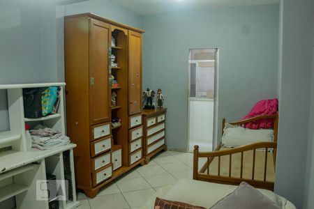 Casa à venda com 145m², 4 quartos e sem vagaquarto 2 suíte