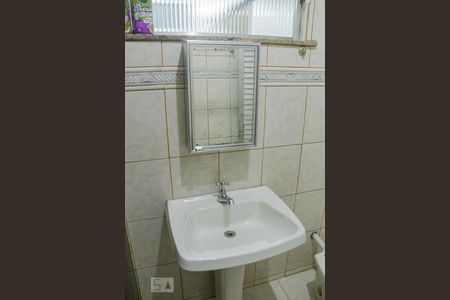 Casa à venda com 145m², 4 quartos e sem vagaquarto 3 suíte