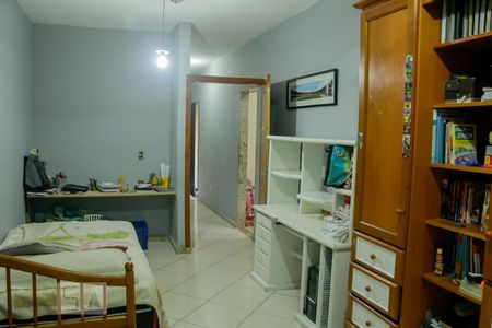Casa à venda com 145m², 4 quartos e sem vagaquarto 2 suíte