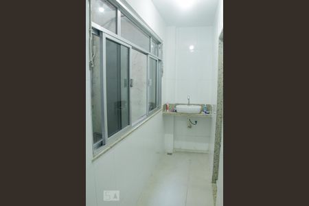 Casa à venda com 145m², 4 quartos e sem vagaquarto 2 suíte