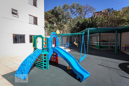 Apartamento à venda com 80m², 3 quartos e 2 vagasÁrea Comum - Playground