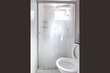 Apartamento à venda com 80m², 3 quartos e 2 vagasBanheiro da suíte