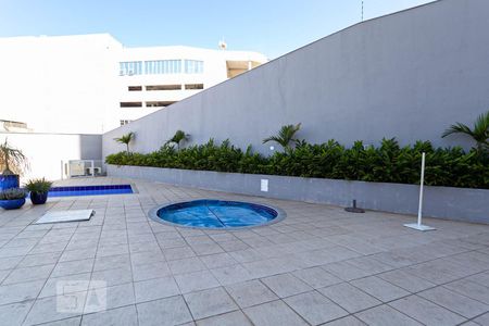 Apartamento à venda com 80m², 3 quartos e 2 vagasÁrea comum - Piscina