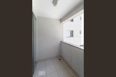 Varanda da sala de apartamento à venda com 3 quartos, 80m² em São Pedro, Belo Horizonte