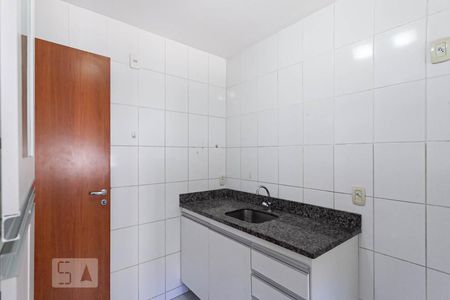 Apartamento à venda com 80m², 3 quartos e 2 vagasCozinha