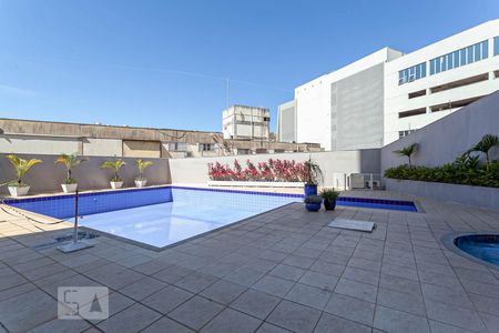Apartamento à venda com 80m², 3 quartos e 2 vagasÁrea comum - Piscina