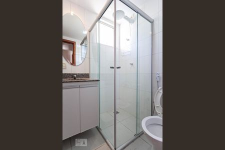 Apartamento à venda com 80m², 3 quartos e 2 vagasBanheiro social