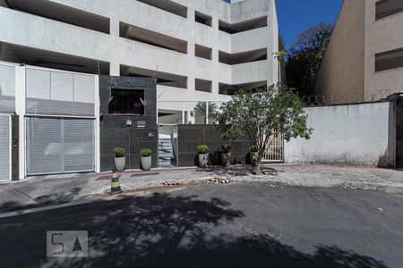 Apartamento à venda com 80m², 3 quartos e 2 vagasFachada