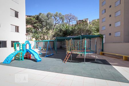 Apartamento à venda com 80m², 3 quartos e 2 vagasÁrea Comum - Playground