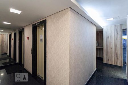 Apartamento à venda com 80m², 3 quartos e 2 vagasHall de entrada