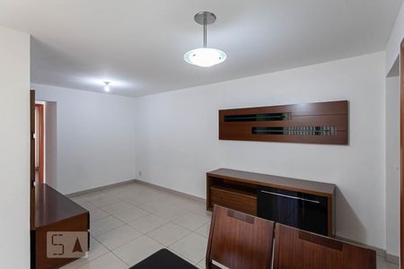 Sala de apartamento à venda com 3 quartos, 80m² em São Pedro, Belo Horizonte