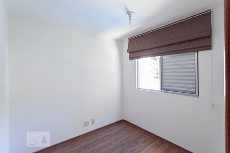 Apartamento à venda com 80m², 3 quartos e 2 vagasQuarto 2
