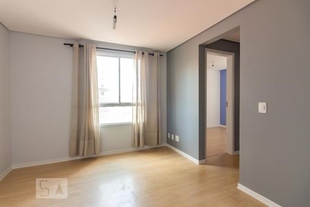 Sala de apartamento para alugar com 2 quartos, 43m² em São Pedro, Osasco
