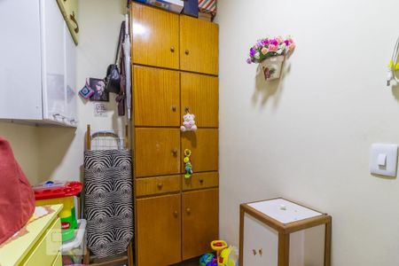 Casa à venda com 136m², 3 quartos e 2 vagasQuarto de serviço