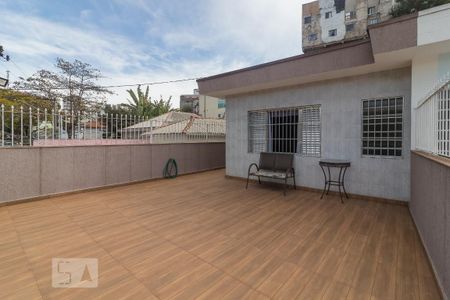 Casa à venda com 136m², 3 quartos e 2 vagasTerraço