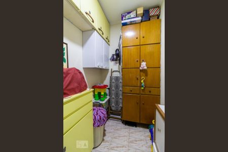 Casa à venda com 136m², 3 quartos e 2 vagasQuarto de serviço