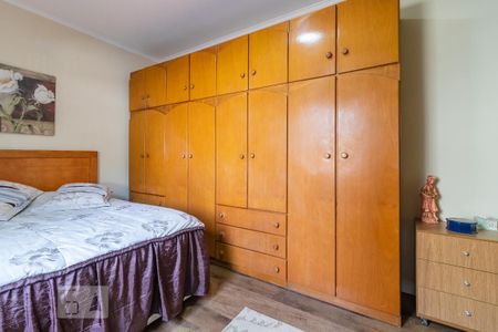 Casa à venda com 136m², 3 quartos e 2 vagasSuíte