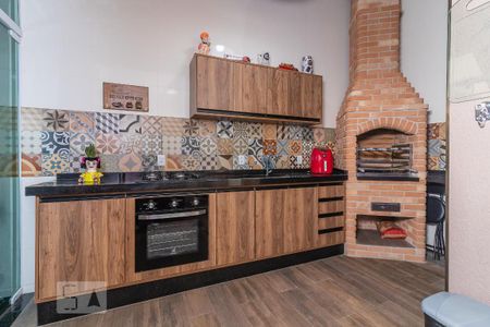 Casa à venda com 136m², 3 quartos e 2 vagasChurrasqueira