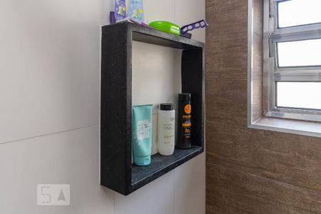 Casa à venda com 136m², 3 quartos e 2 vagasBanheiro