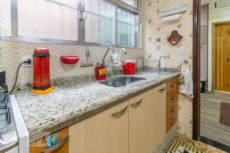 Casa à venda com 136m², 3 quartos e 2 vagasPia