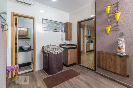 Casa à venda com 136m², 3 quartos e 2 vagasÁrea de serviço