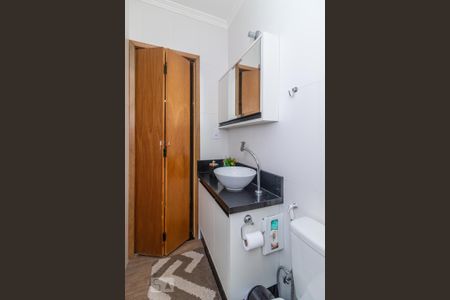 Casa à venda com 136m², 3 quartos e 2 vagasBanheiro suíte