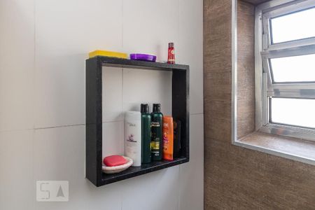 Casa à venda com 136m², 3 quartos e 2 vagasBanheiro suíte