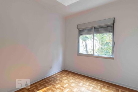 Casa à venda com 224m², 3 quartos e 3 vagas Casa à venda com 224m², 3 quartos e 3 vagasQuarto 2