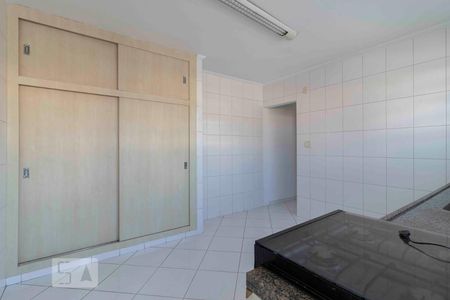 Casa à venda com 224m², 3 quartos e 3 vagas Casa à venda com 224m², 3 quartos e 3 vagasCozinha