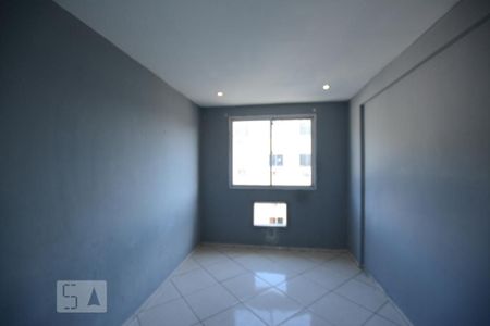  Quarto 1 de apartamento para alugar com 2 quartos, 52m² em Olaria, Rio de Janeiro