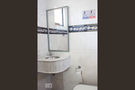 Lavabo de casa à venda com 3 quartos, 220m² em Sítio da Figueira, São Paulo