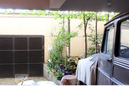 Casa à venda com 220m², 3 quartos e 4 vagasGaragem