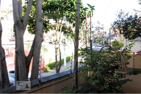 Vista da Rua de casa à venda com 3 quartos, 220m² em Sítio da Figueira, São Paulo