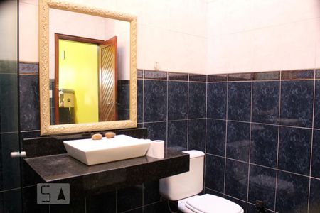 Banheiro da Suíte de casa à venda com 3 quartos, 220m² em Sítio da Figueira, São Paulo