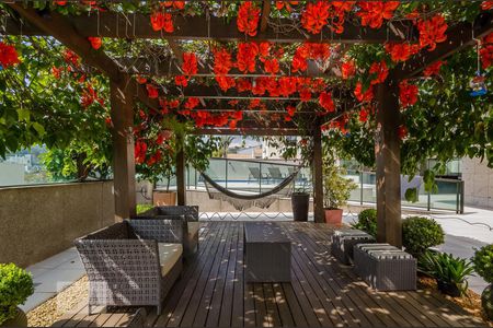 Apartamento para alugar com 220m², 4 quartos e 6 vagas Apartamento para alugar com 220m², 4 quartos e 6 vagasÁrea comum