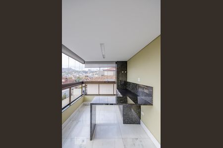 Apartamento para alugar com 220m², 4 quartos e 6 vagas Apartamento para alugar com 220m², 4 quartos e 6 vagasVaranda da Sala
