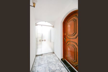 Casa à venda com 240m², 3 quartos e 2 vagasEntrada