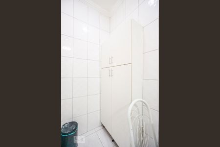 Casa à venda com 240m², 3 quartos e 2 vagasArmários