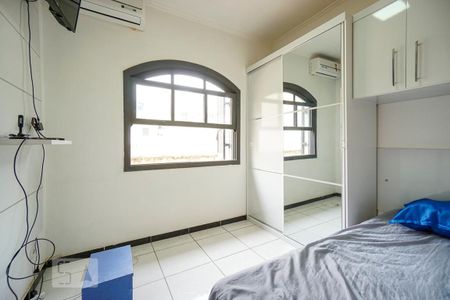 Casa à venda com 240m², 3 quartos e 2 vagasQuarto 03